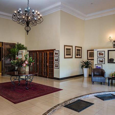 Royal Solwezi Hotel Exteriér fotografie